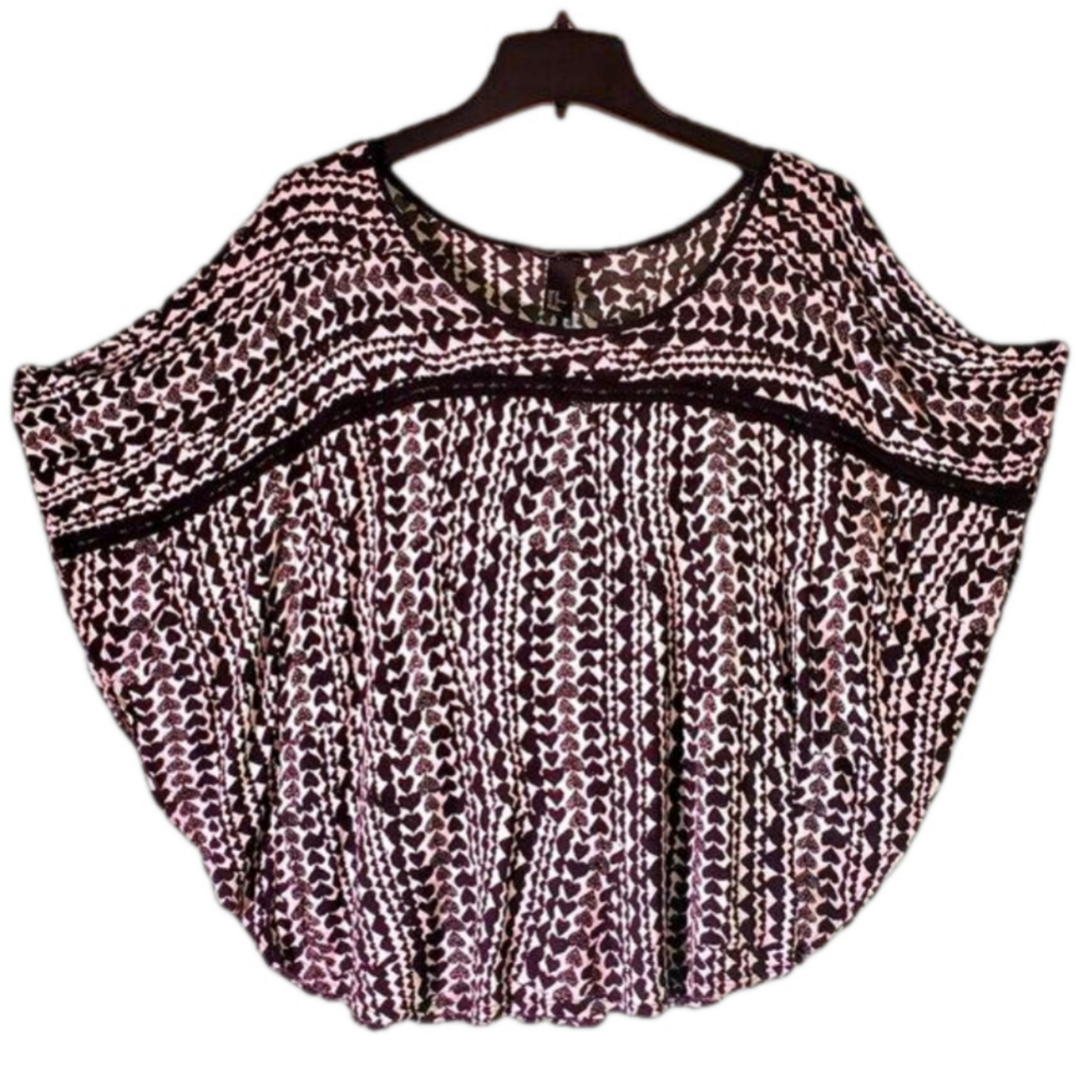 H&M Black and White Heart Print Flutter Short Sleeve Butterfly Shirt Top Size M